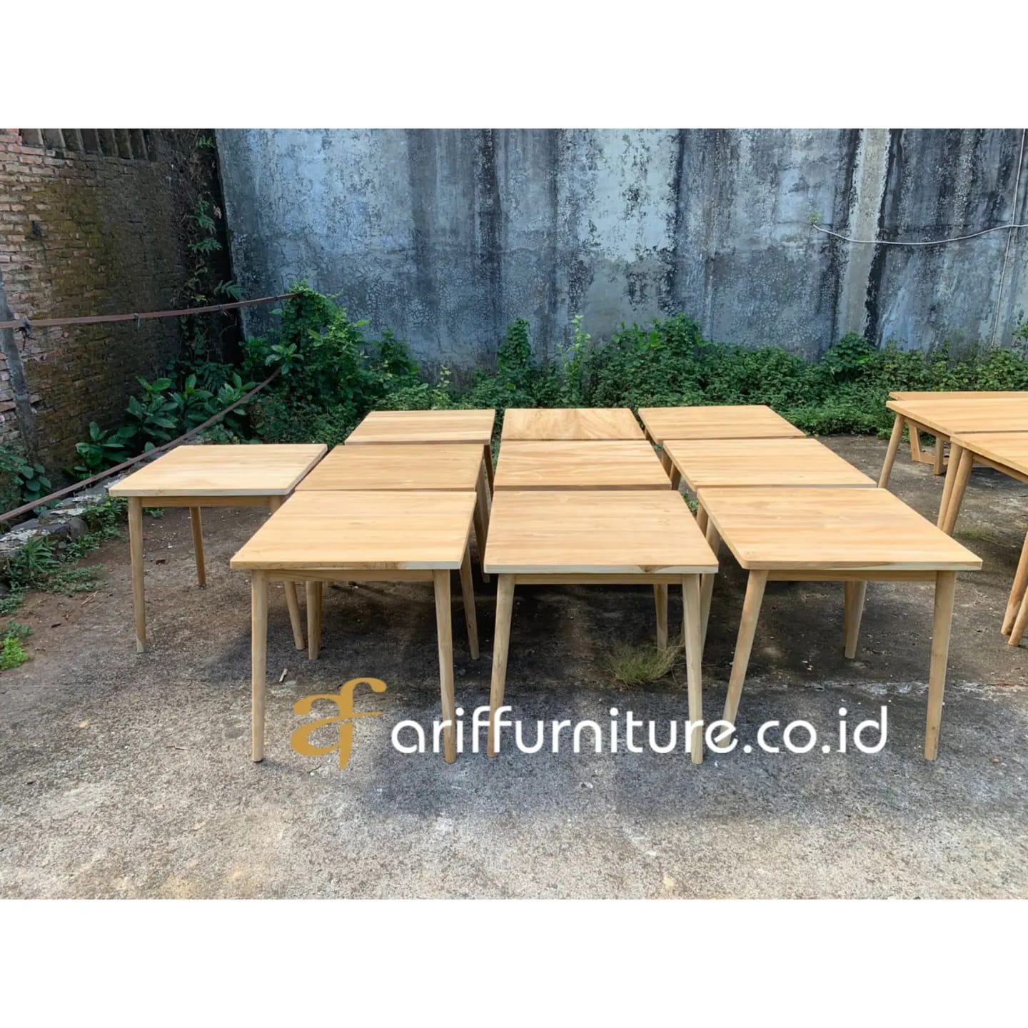 Meja Makan Cafe Modern Retro - Image 4