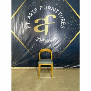 Kursi Cafe Minimalis Lengkung Modern