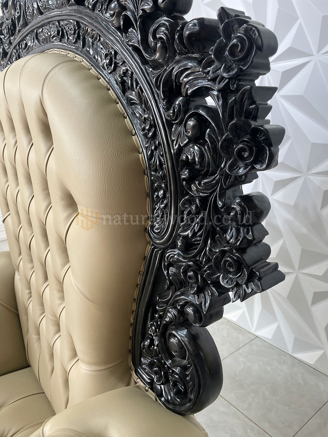 Kursi Sofa Tamu Klasik Mewah Elegan (4)