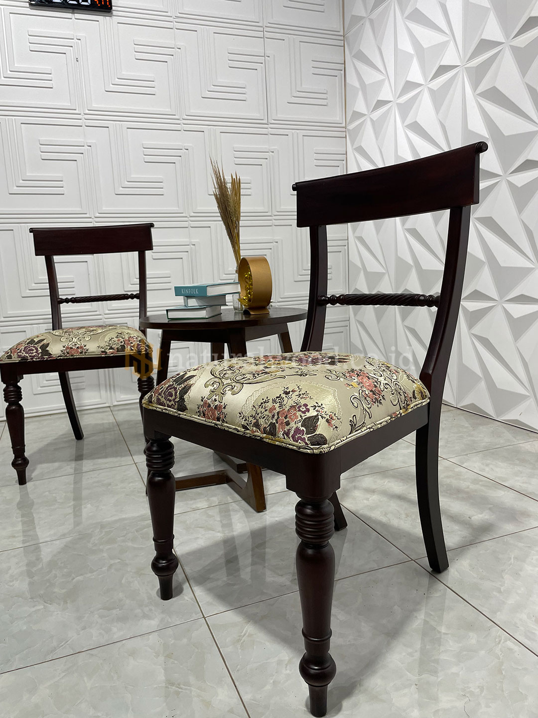 Set Kursi Teras Jati Klasik Minimalis (2)