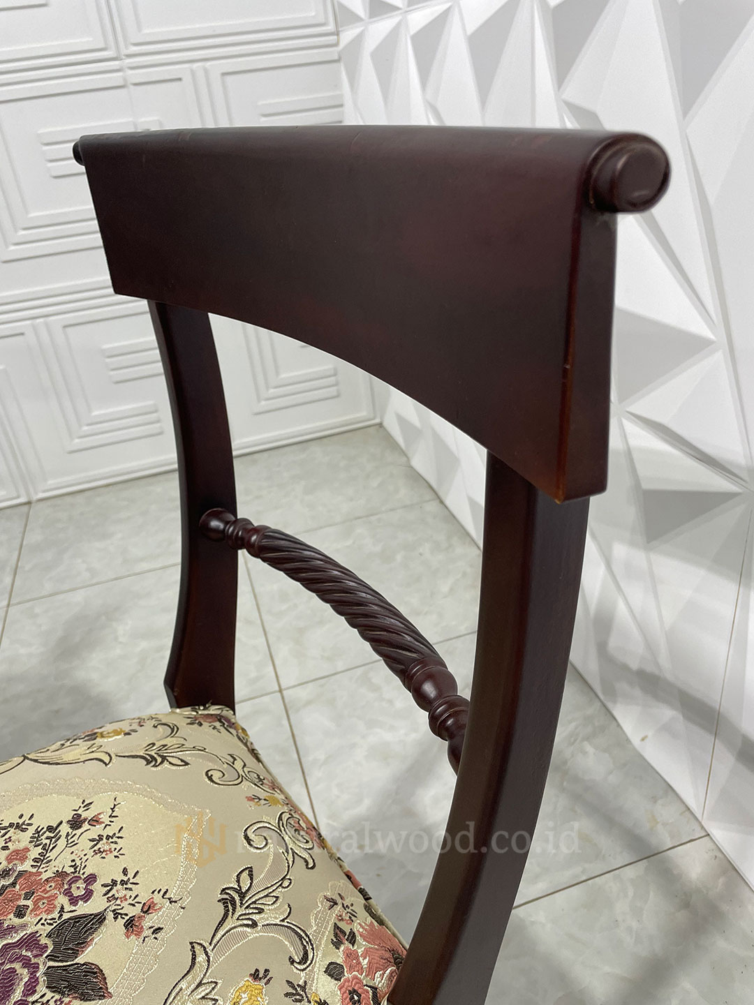 Set Kursi Teras Jati Klasik Minimalis (5)