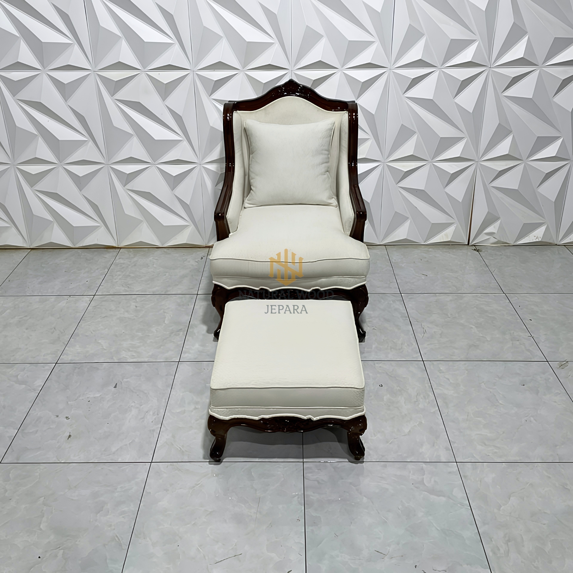 Kursi Santai Sofa Duduk Retro Sandaran Kaki Custom