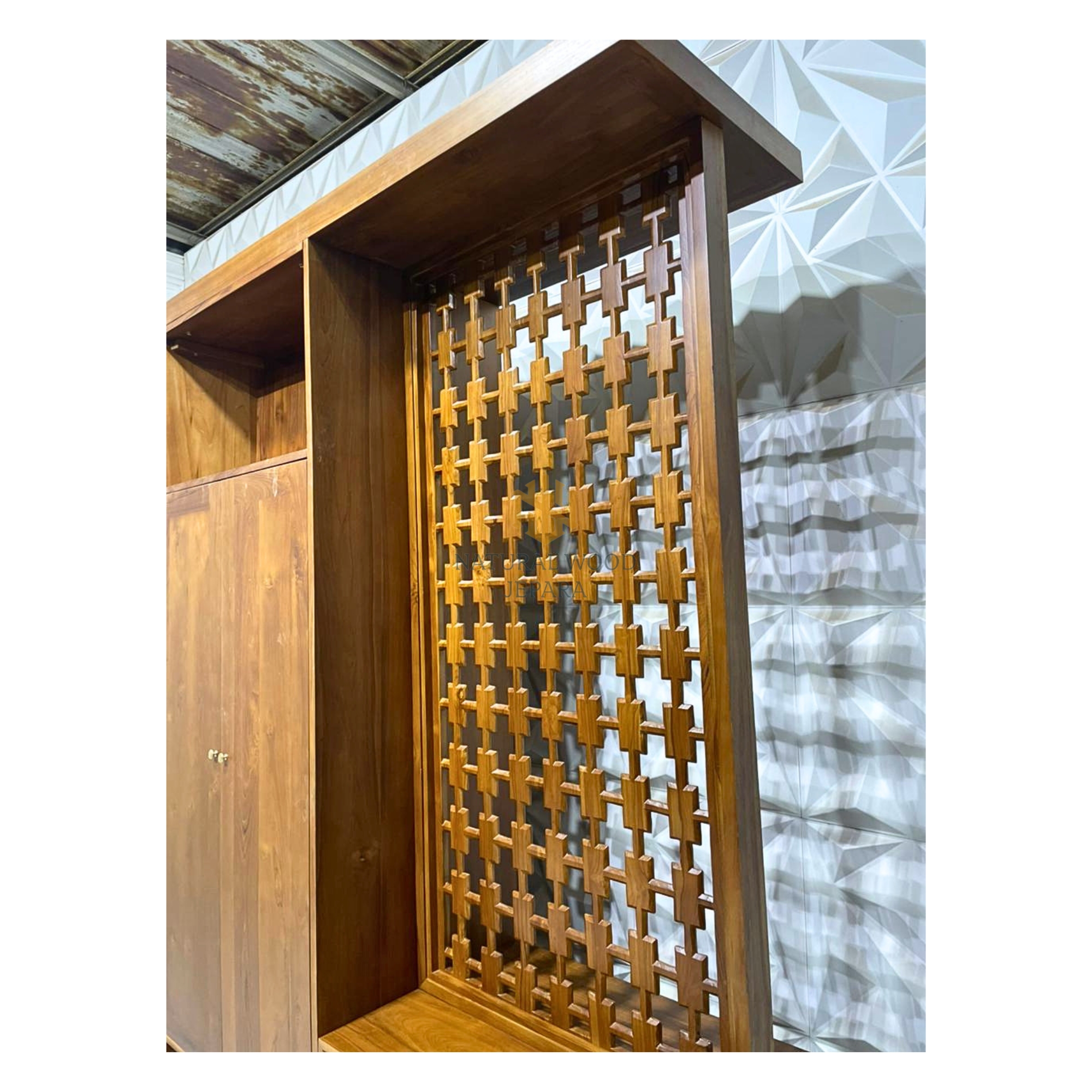 Lemari Pakaian Kayu Jati Bespoke Furniture Retro Modern