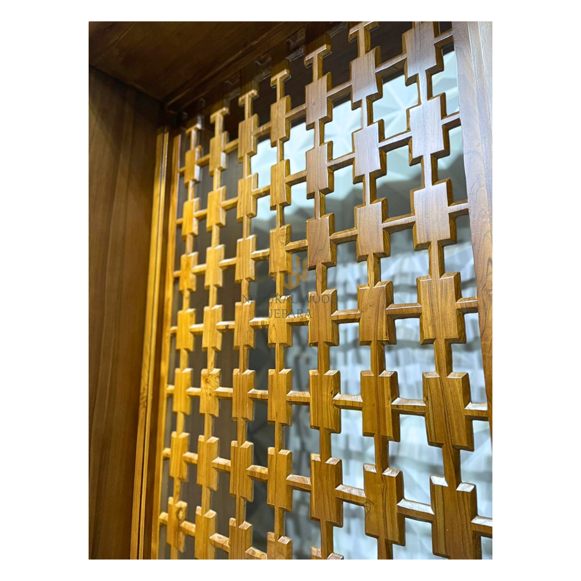 Lemari Pakaian Kayu Jati Bespoke Furniture Retro Modern