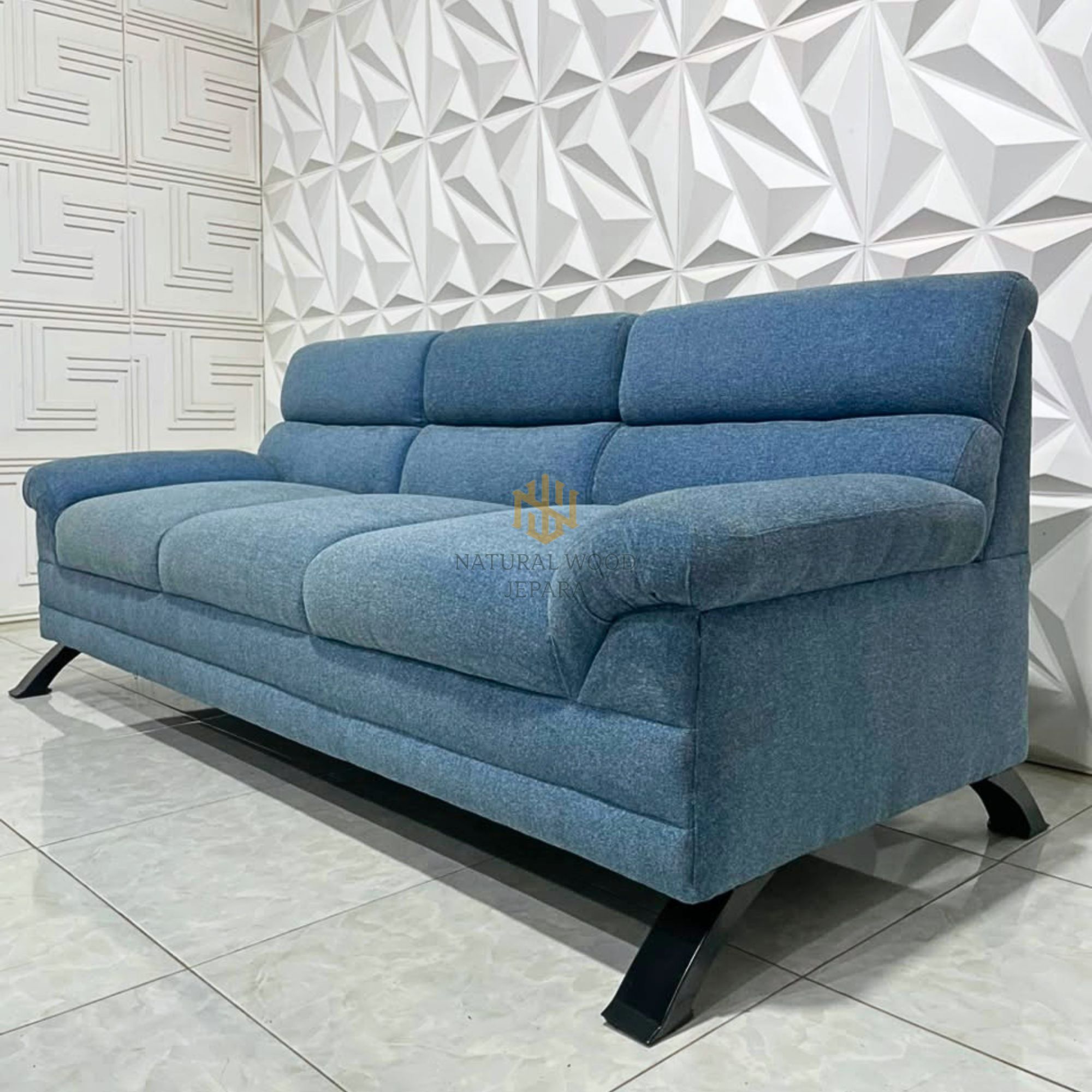 Sofa Biru Ruang Tamu 3 Dudukan Rangka Kayu Jati Kaki Besi
