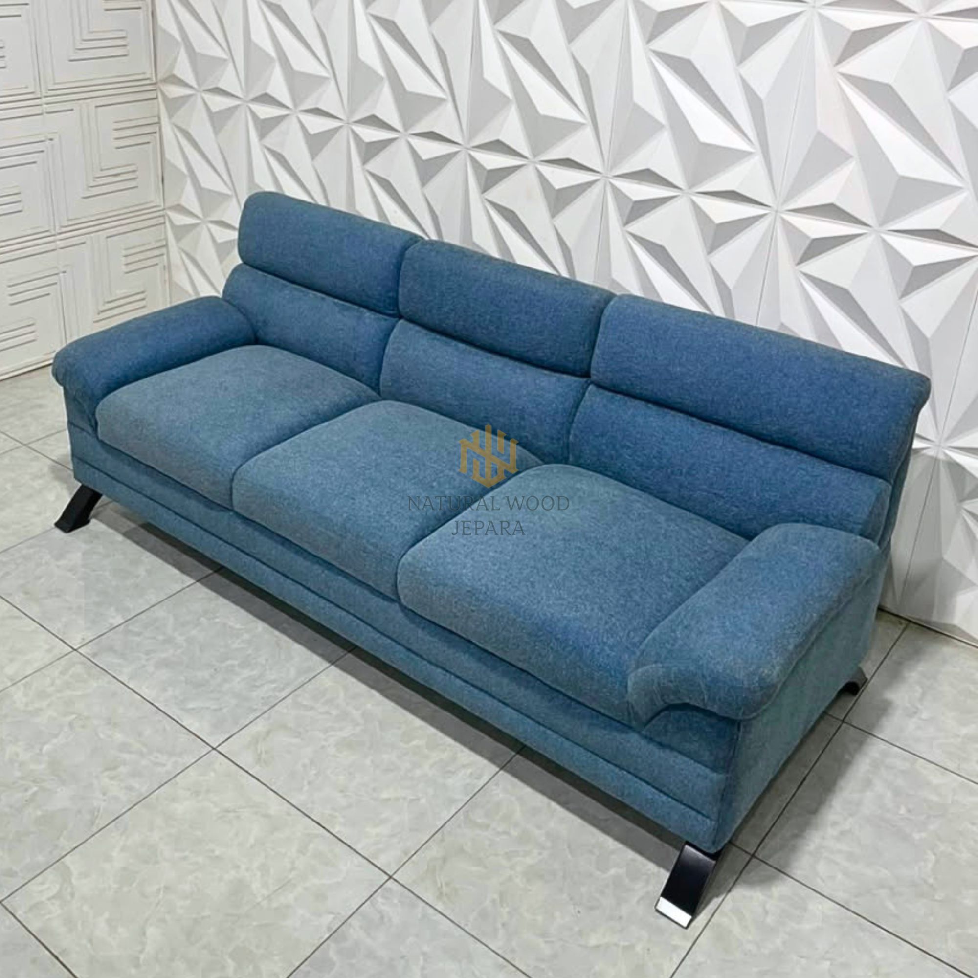 Sofa Biru Ruang Tamu 3 Dudukan Rangka Kayu Jati Kaki Besi